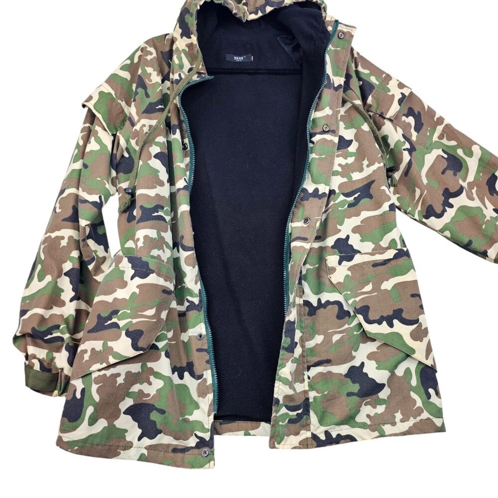Yess Camouflage-Print Fleece Lined Hooded Jacket Green Fits Like A Men's Medium